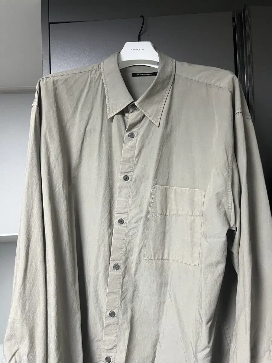 Hatching Room Crop Shirt Washed Sage Size 4