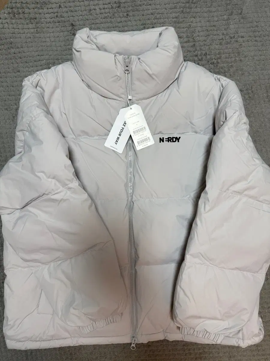 New arrivals) NERDY Nerdy Essential Down Jacket Light Grey M size