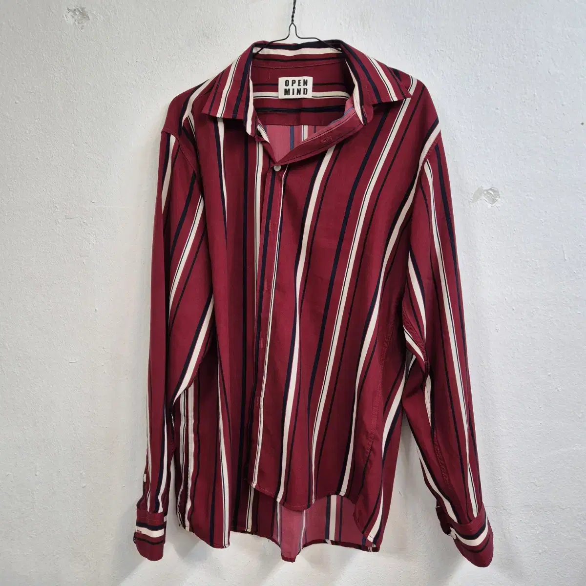 Men's shirt D805