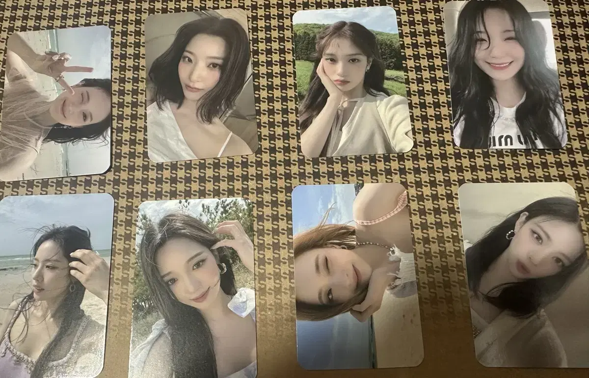 Fromis 9 sdiwe joeunmusic pre-order benefit sells photo kards.