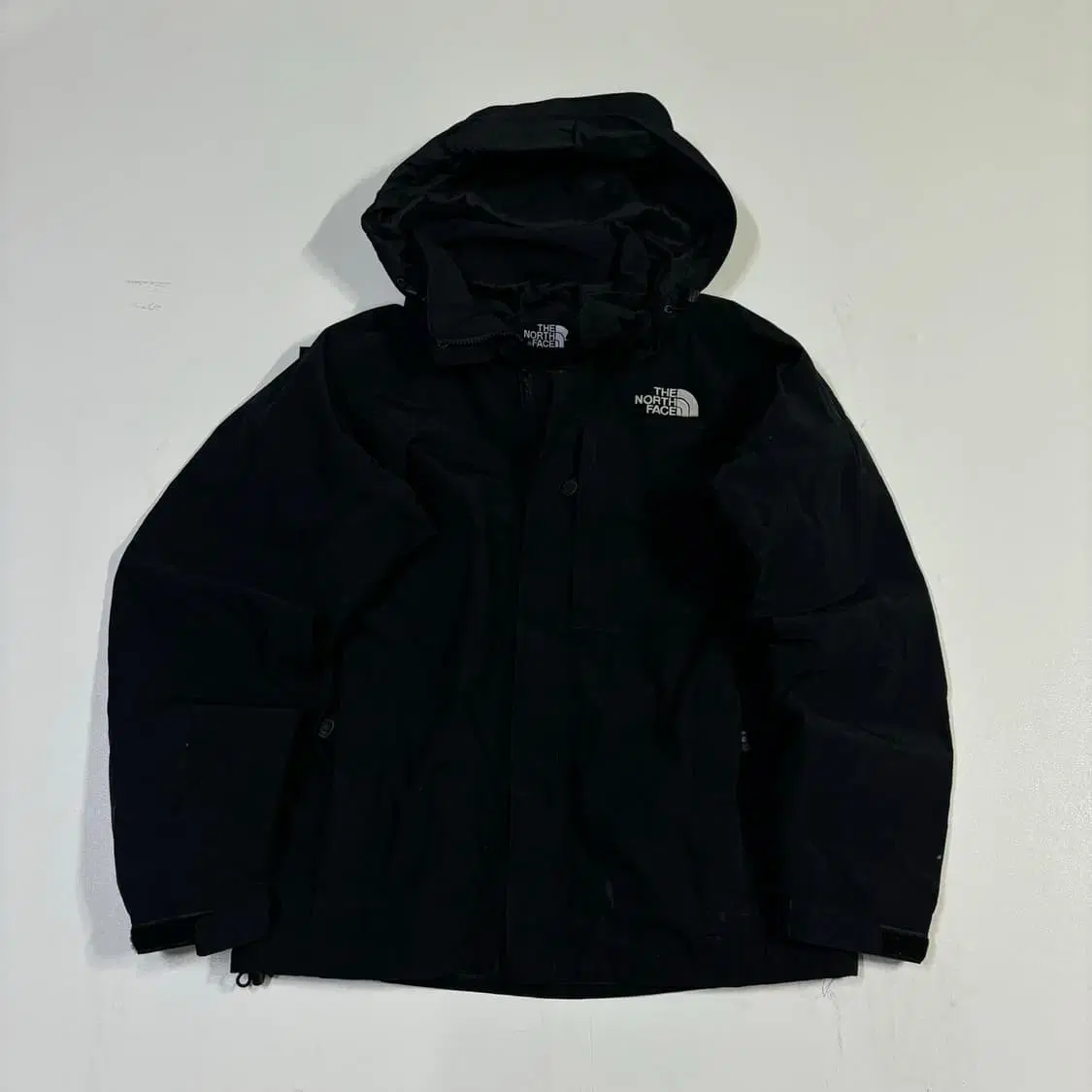 95 The North Face Highvent Windbreaker