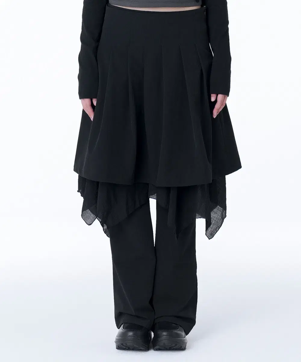 미세키서울 Layered skirt pants set BLACK