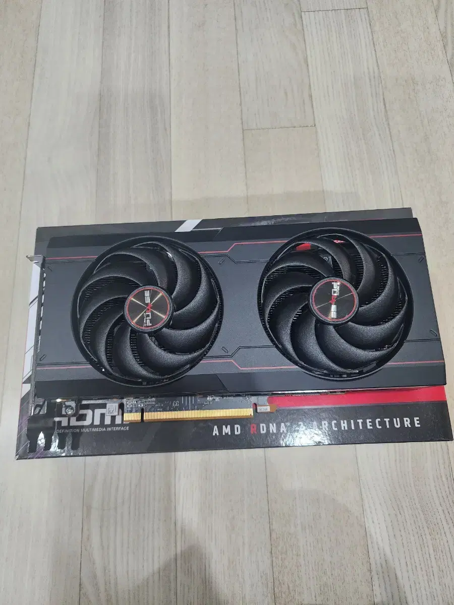 사파이어 펄스 RX6600XT 8GB