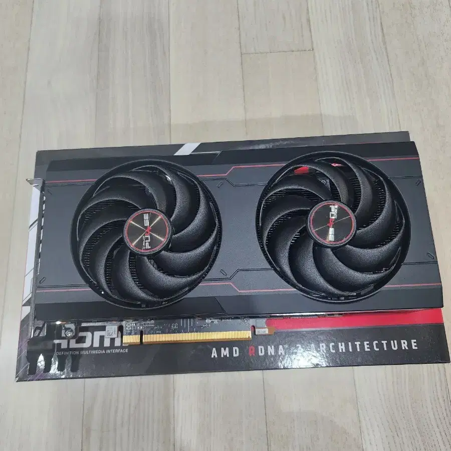 사파이어 펄스 RX6600XT 8GB