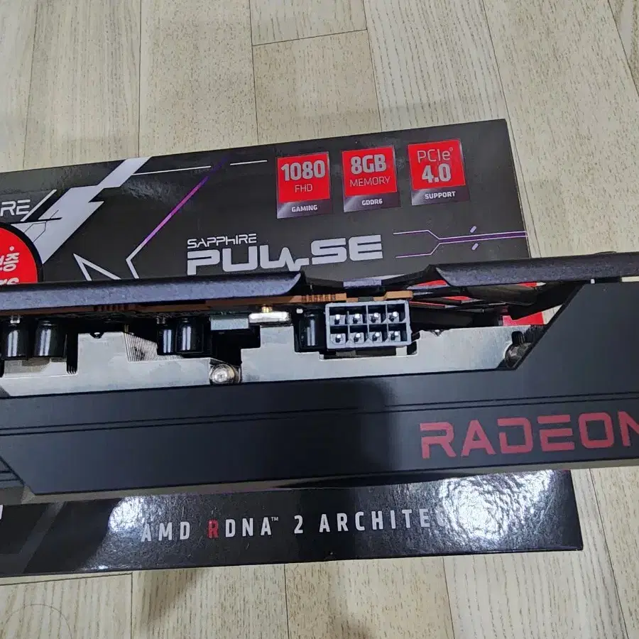 사파이어 펄스 RX6600XT 8GB