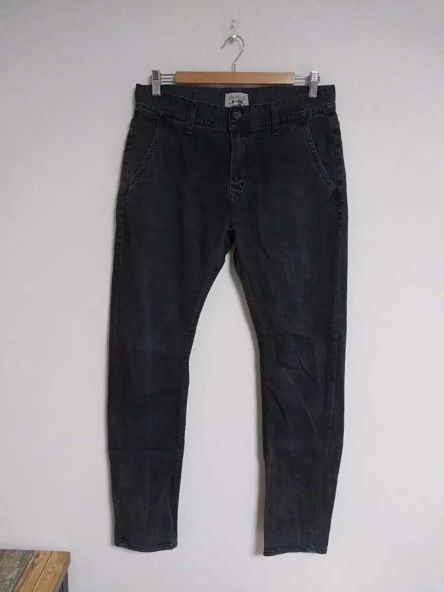 Buckeroo Men's Jeans Black Jin 30-31