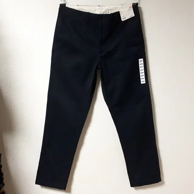 35/Uniqlo Navy Vintage Chino Pants/35-544