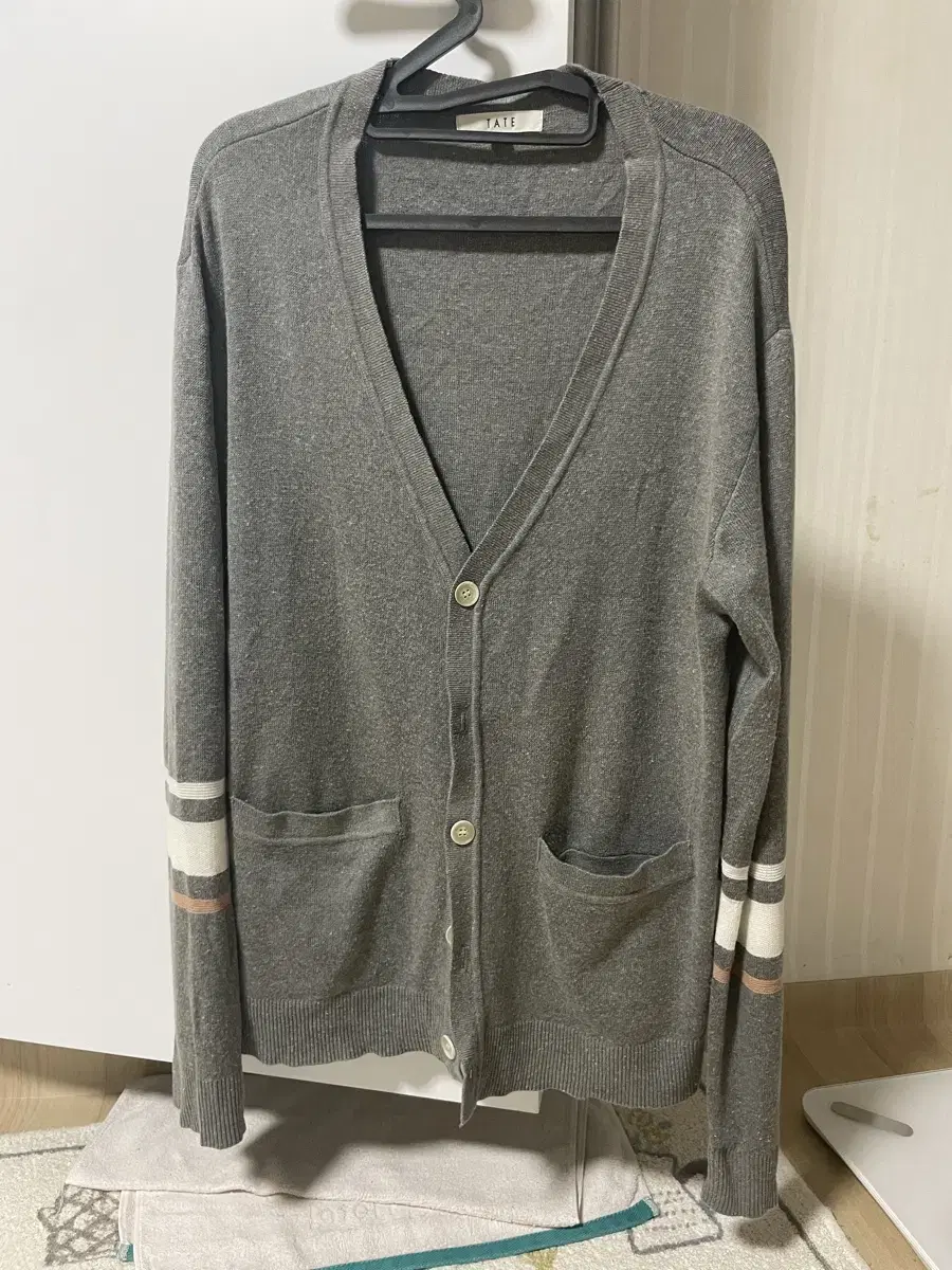 Men's cardigans 100-105