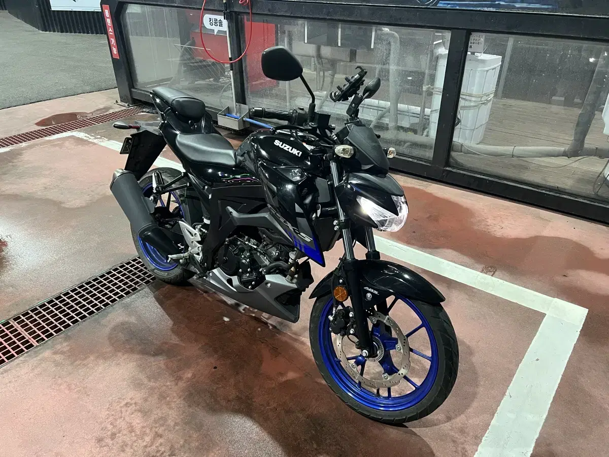 스즈키 gsx s125