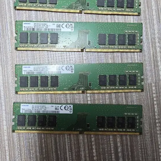 삼성 DDR4 8GB 3200 8기가 2개 팝니다