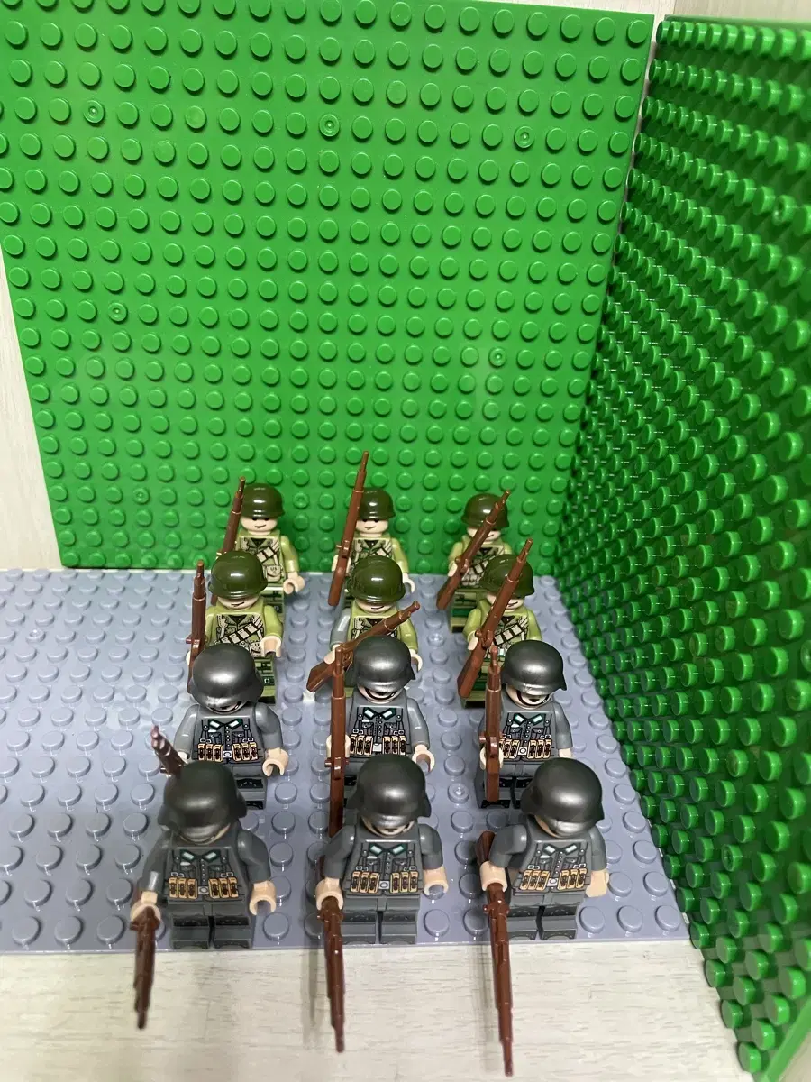 LEGO Soldier Figures