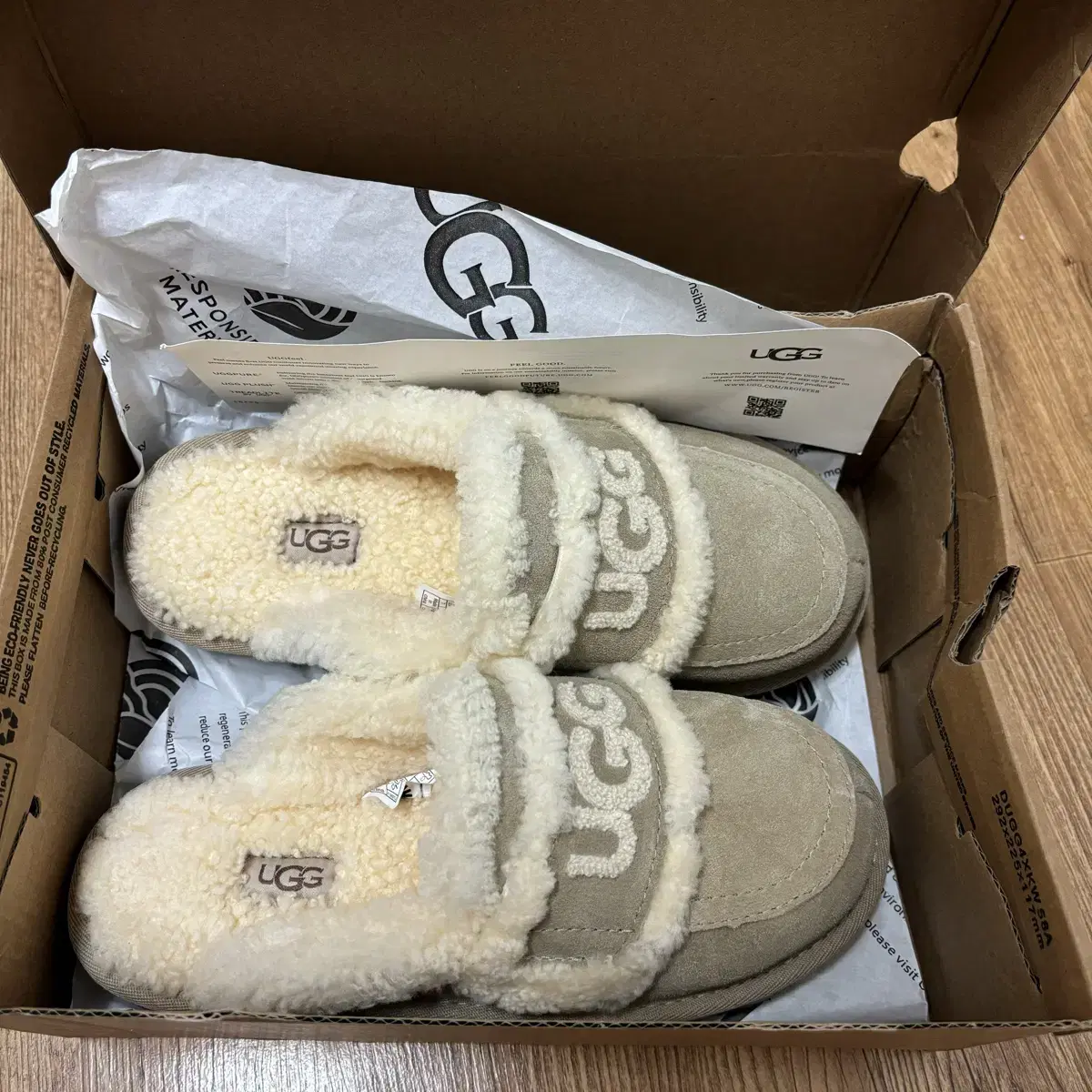 어그슬리퍼 UGG 연한베이지 240(38)