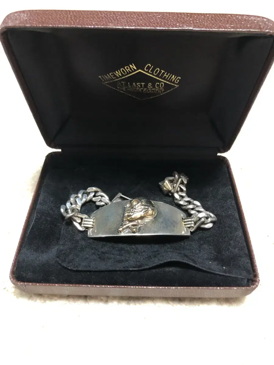 Etraco bracelet