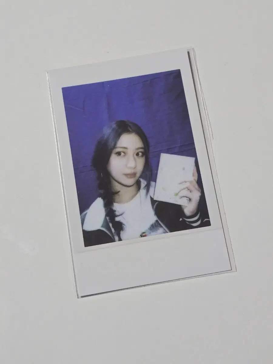 le sserafim huh yunjin Crazy KREAM Cream Photo Card unsealed