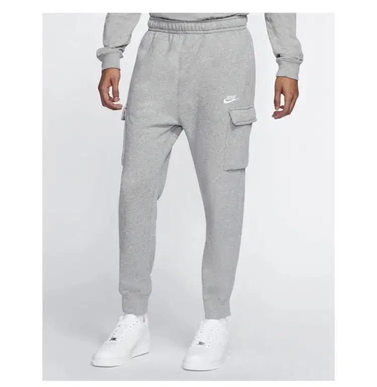 Nike Cargo Jogger Pants / Brushed