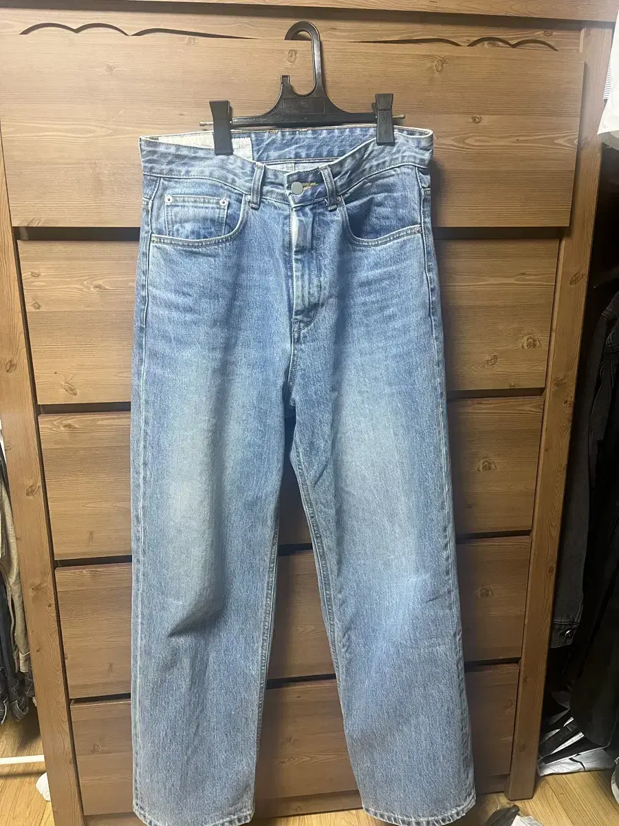 (S)U's 21SS Wide Denim Mid-Blue Mid-Cheong