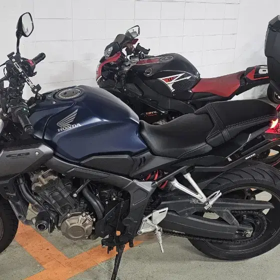 혼다 CB650R 2023 2@@@@