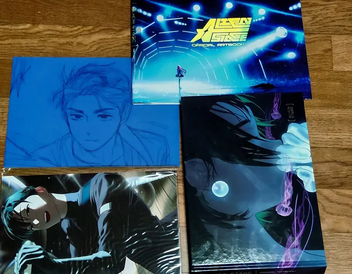 A set of 6 aesthetic art books + drawing book + postcards bulk 