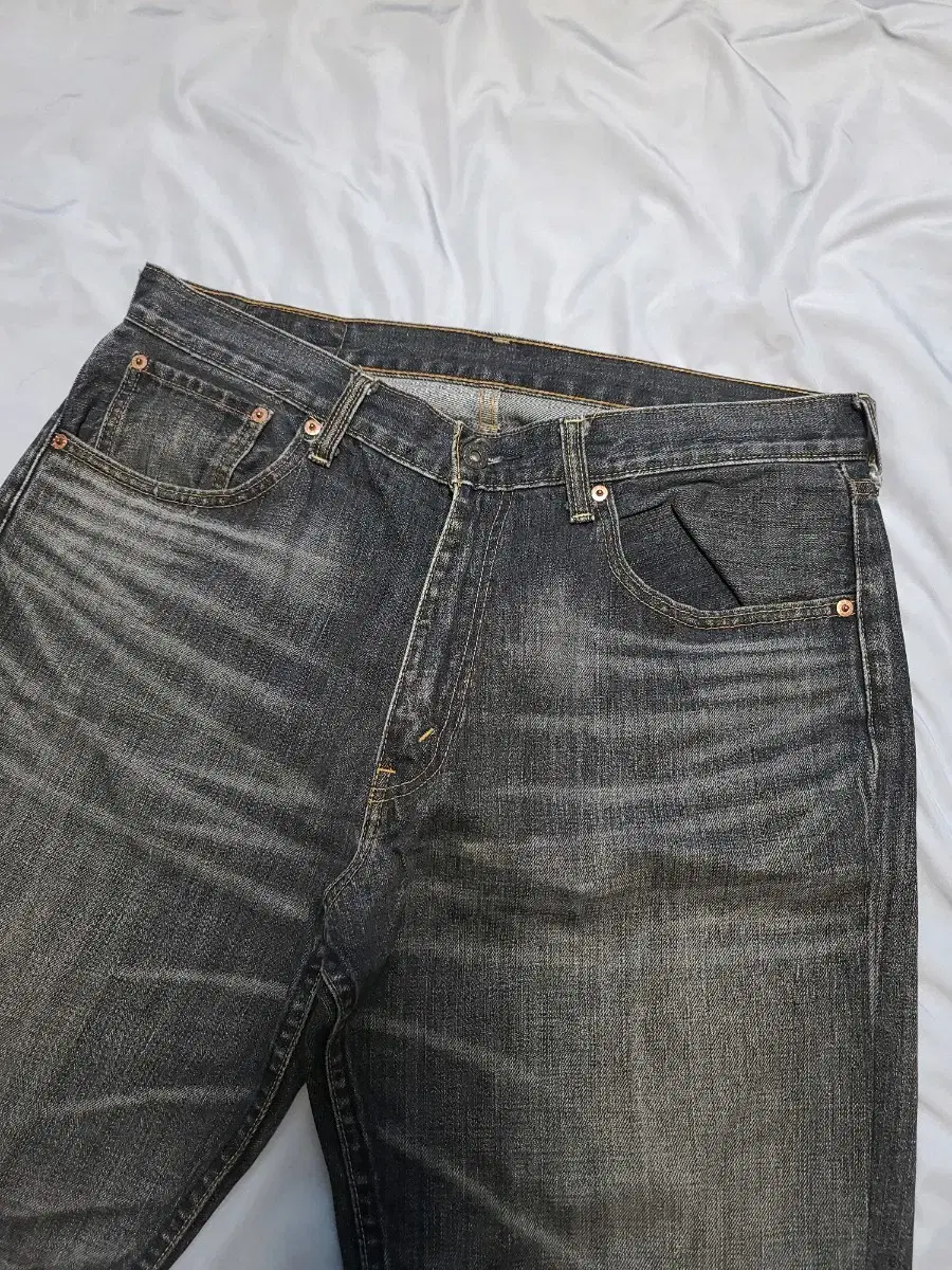 35 ) Vintage Levi's 503 JAPAN