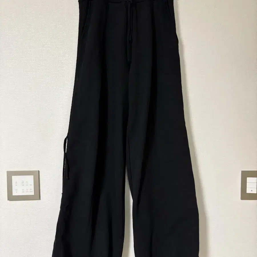 M) vain 베인 BLACK DRAWSTRING PANTS