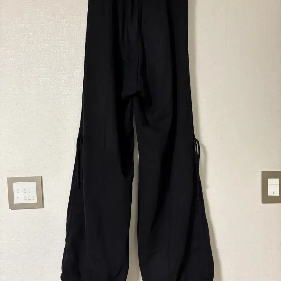 M) vain 베인 BLACK DRAWSTRING PANTS