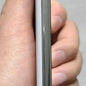 갤럭시 S21 5G 화이트 256GB 싸게 팝니다.