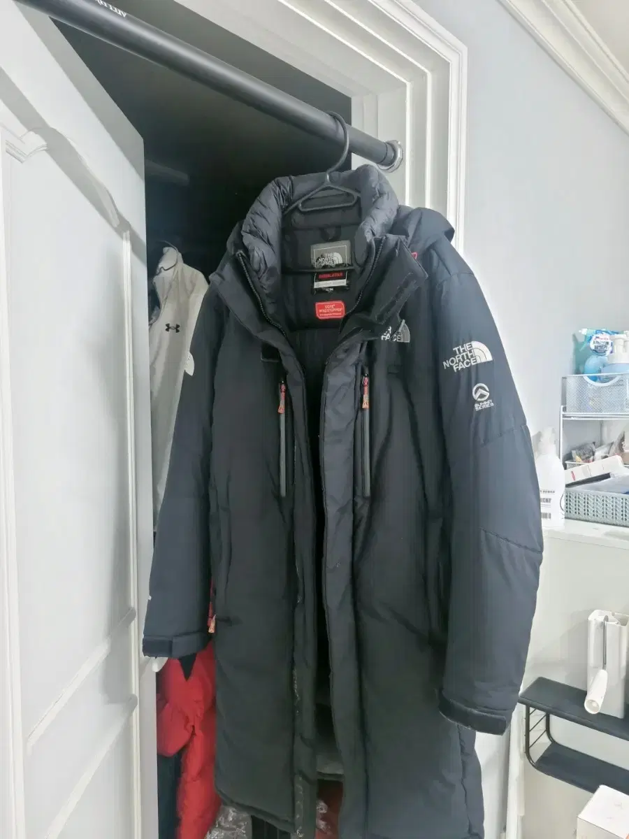 The North Face Himalayan Long Puffer S90 Blackfei