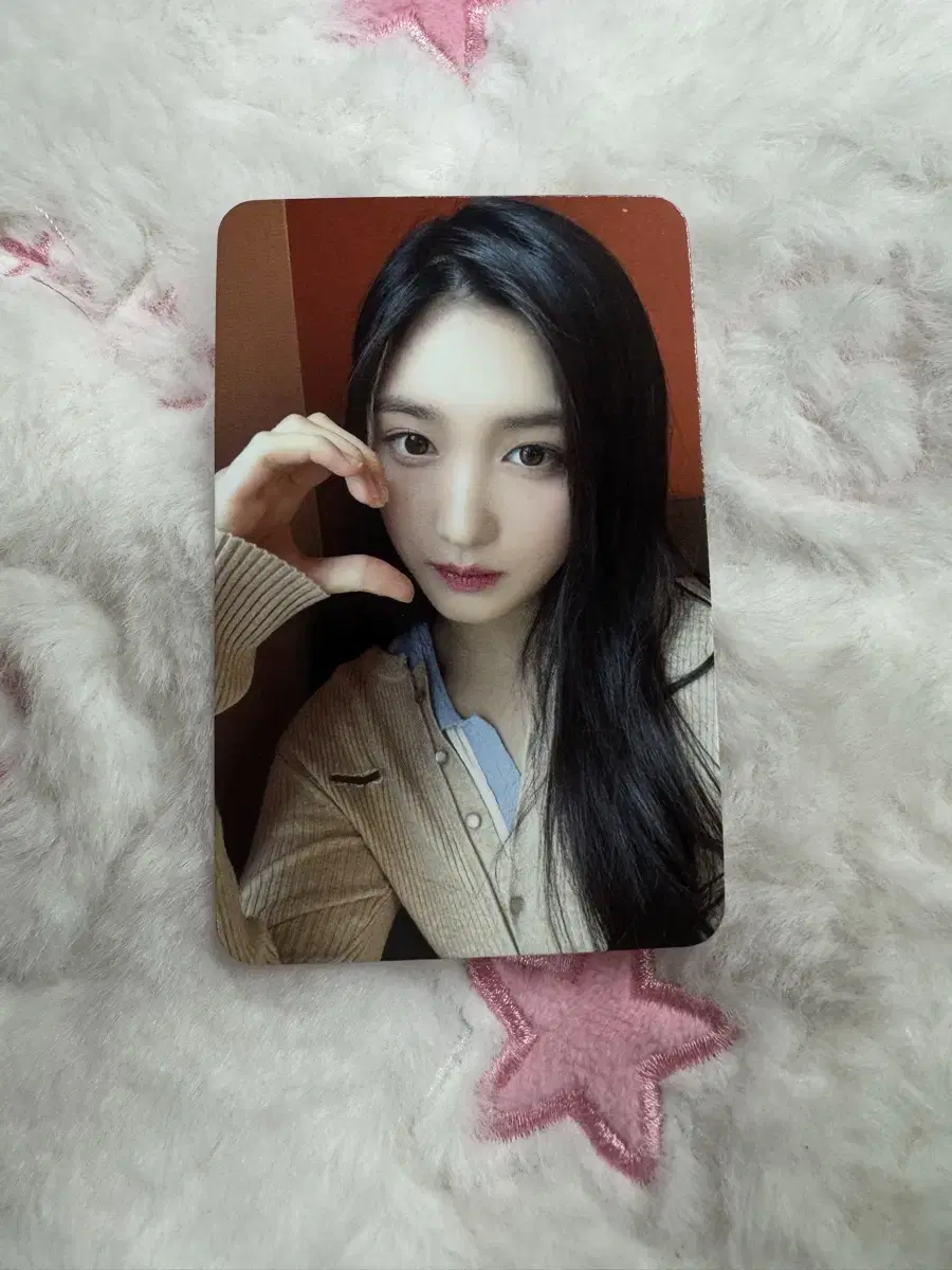 ive leeseo i.m apple music unreleased photocard pre-order benefit sells