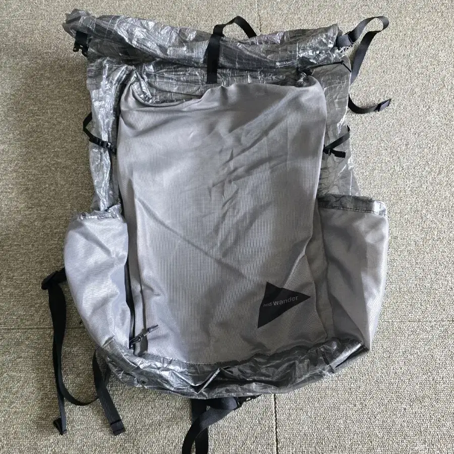 앤드원더 And Wander Sil Daypack  실데이 백팩 초경량