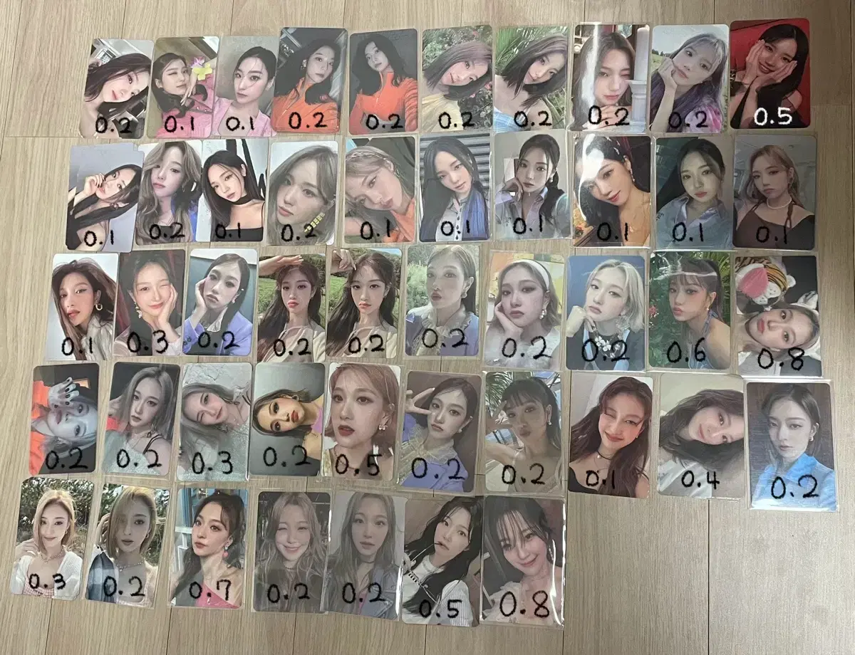 Sell Fromis 9 photocard 