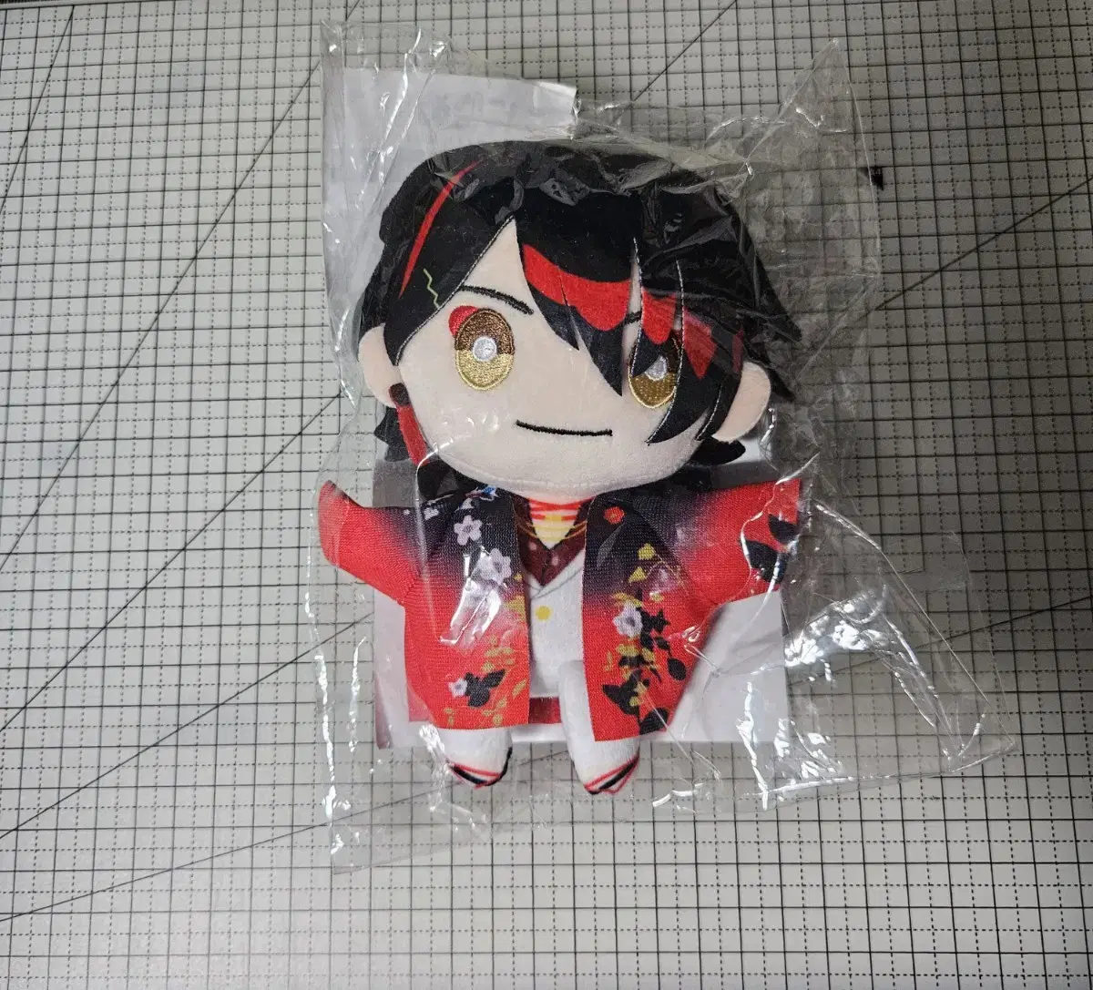 NIJISANJI LuxeM VoxAkuma goods bulk WTS