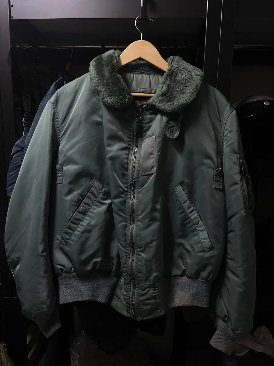 Alpine Industries B-15 Flight Jacket (L)