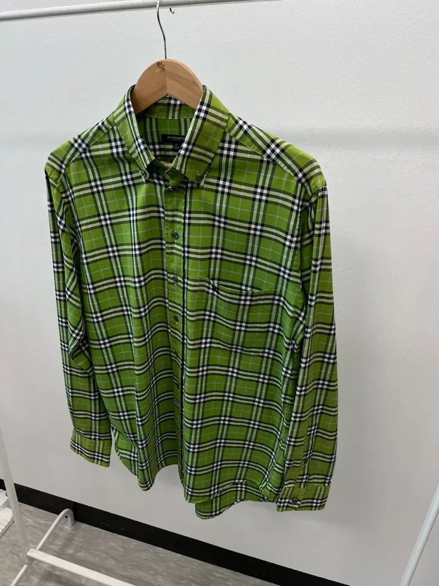 105) Burberry Green Check Shirt