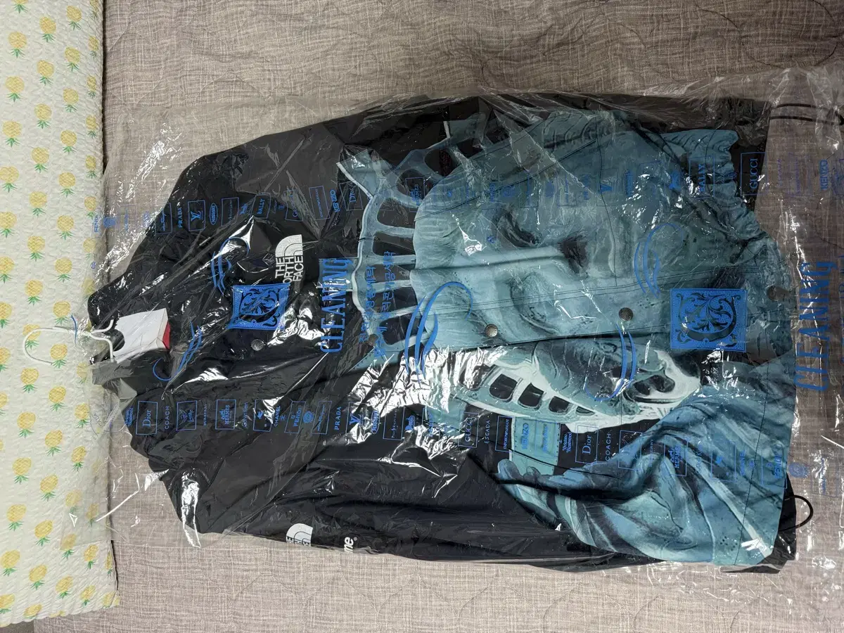 Supreme The North Face Statue of Liberty Mountain Jacket L