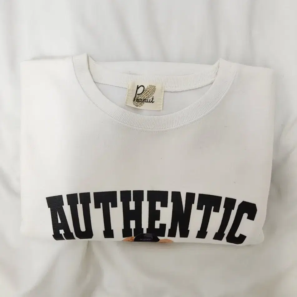 AUTHENTIC 화이트 맨투맨(L)