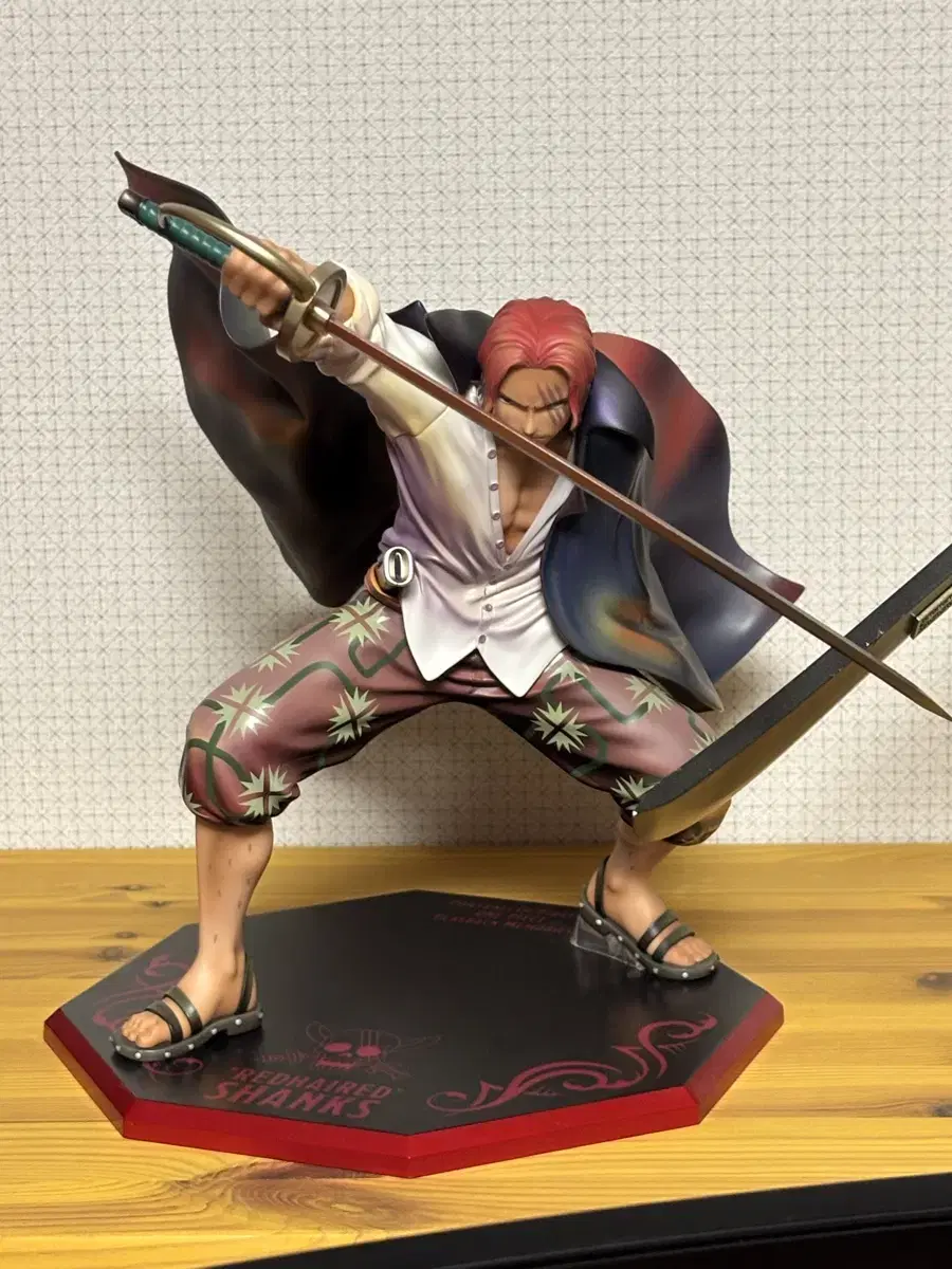 POP Playback Shanks ONEPIECE Figures MegaHouse Resin Statues Sahuang Pirates