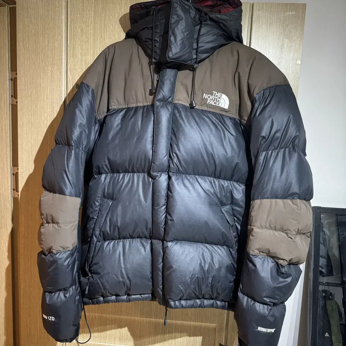 The North Face White Belle Goose Puffer 105