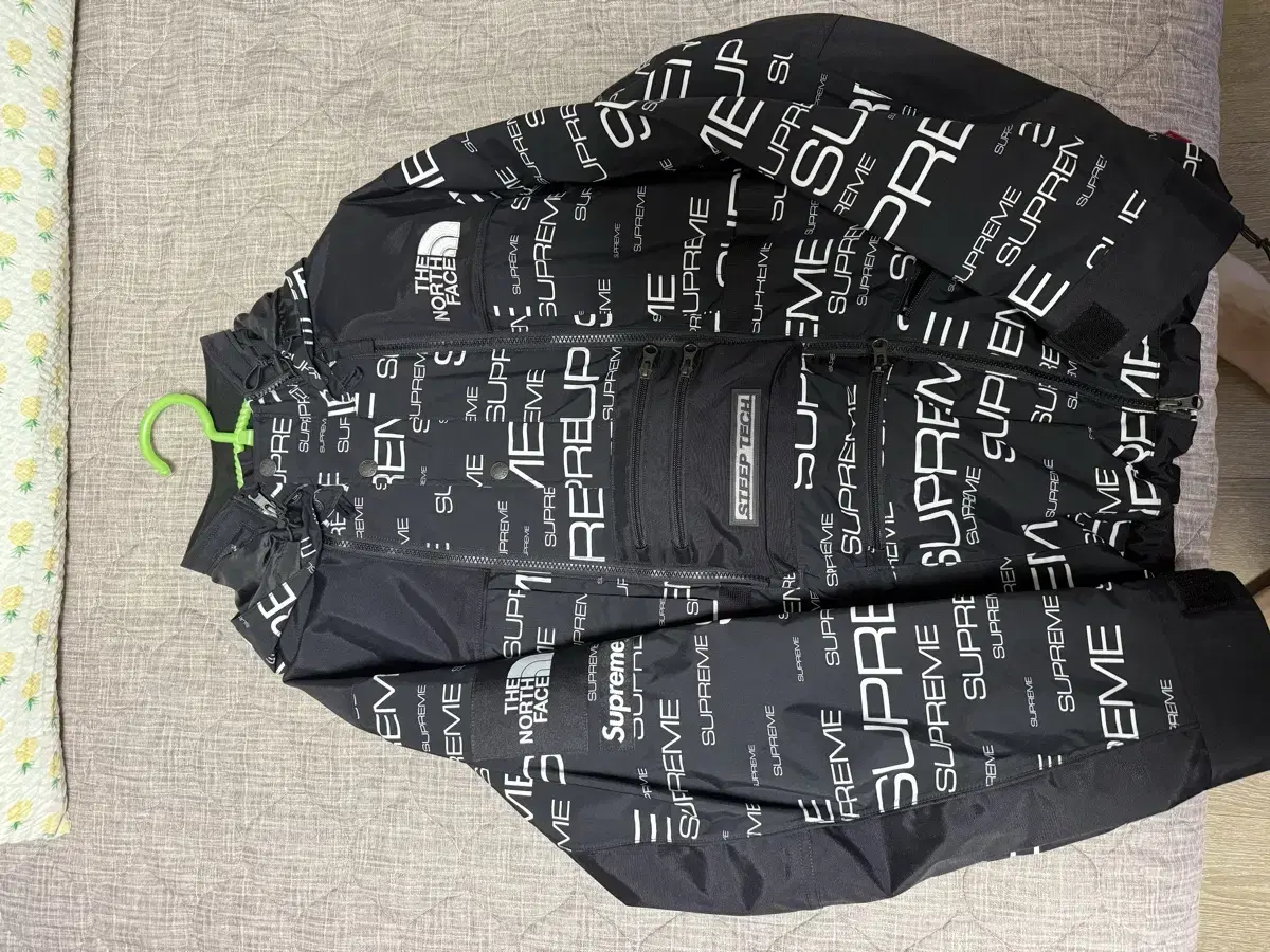 Supreme The North Face Zip Tech Apogee Jacket Black L