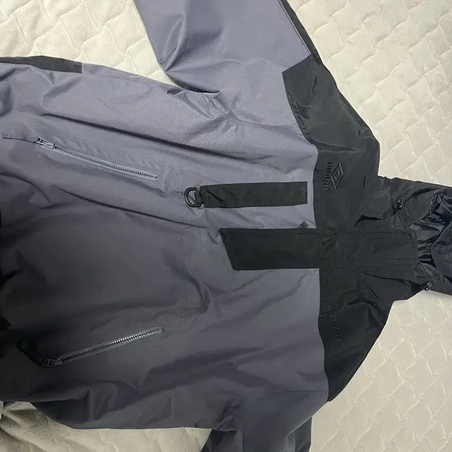 supreme x umbro hooded anorak