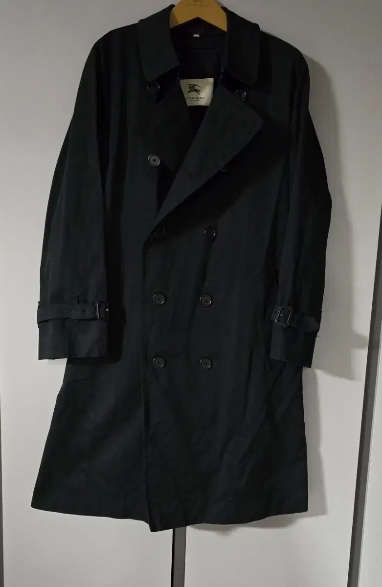 Burberry (Genuine) Men's Trench Coat Size 105 XL