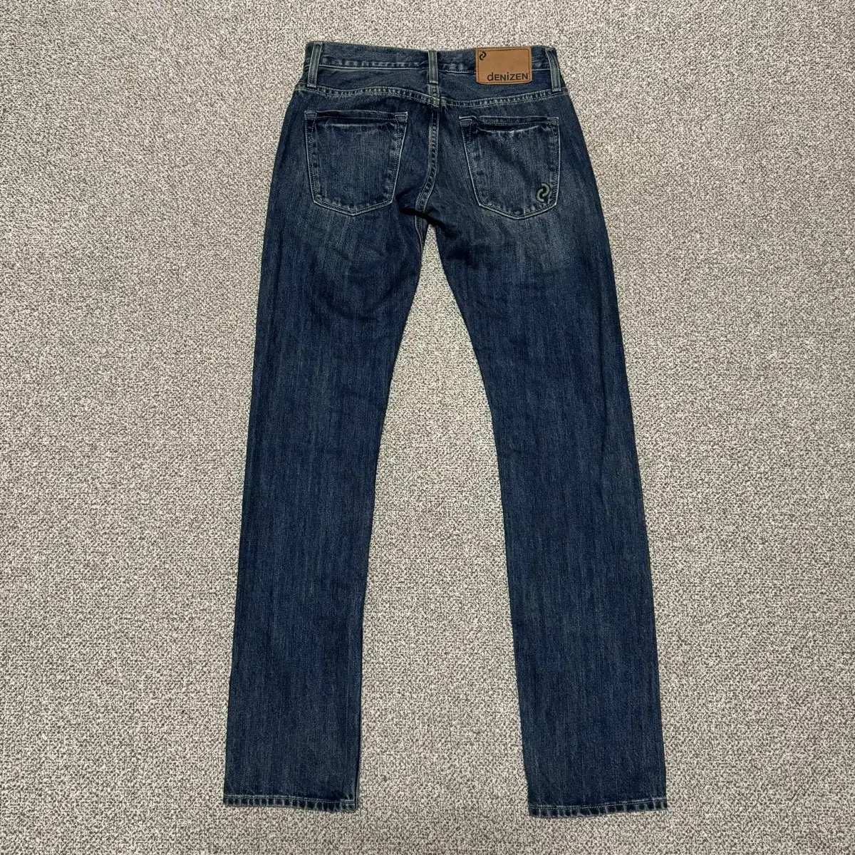 28 Levi's 218 Denim Xen Jeans