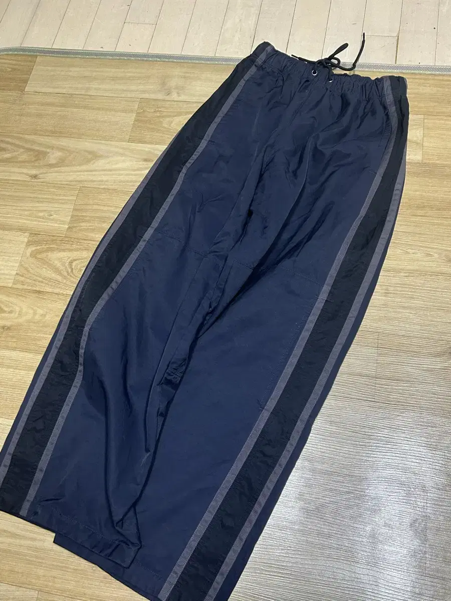 2)Polythene lew track pants dark navy 24FW