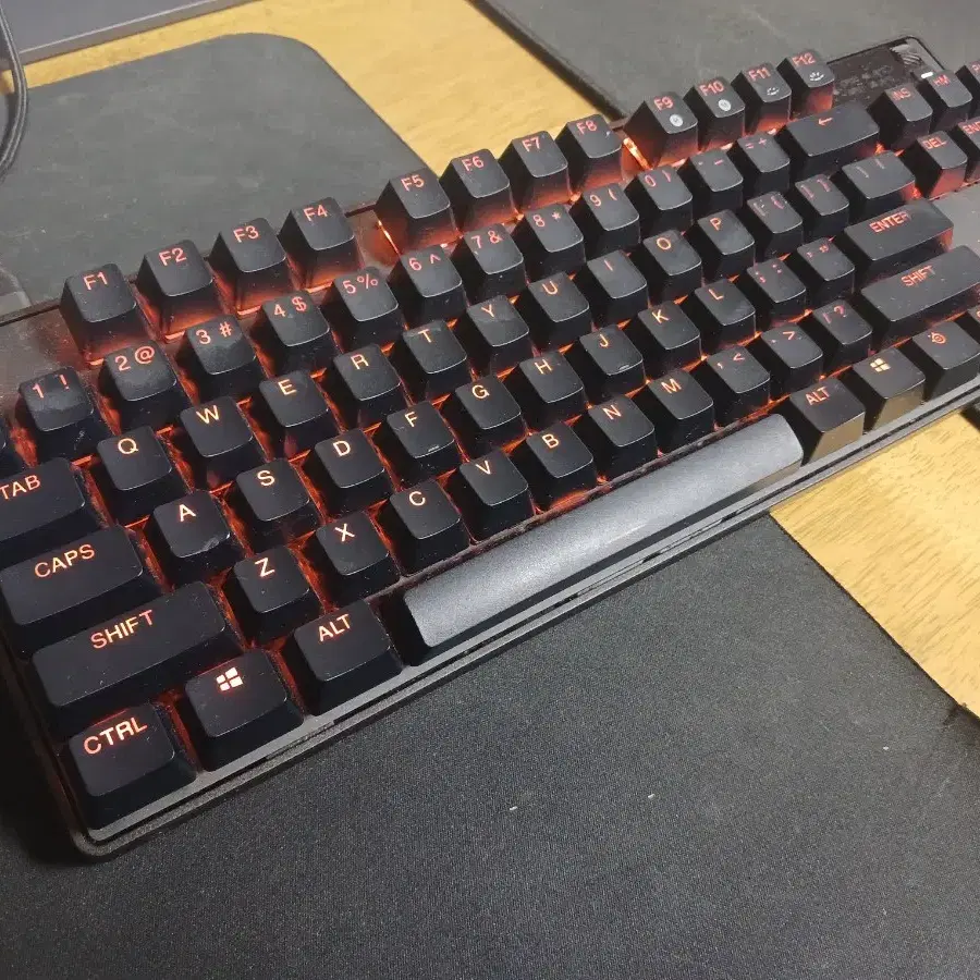 스틸시리즈 apex pro tkl 키보드