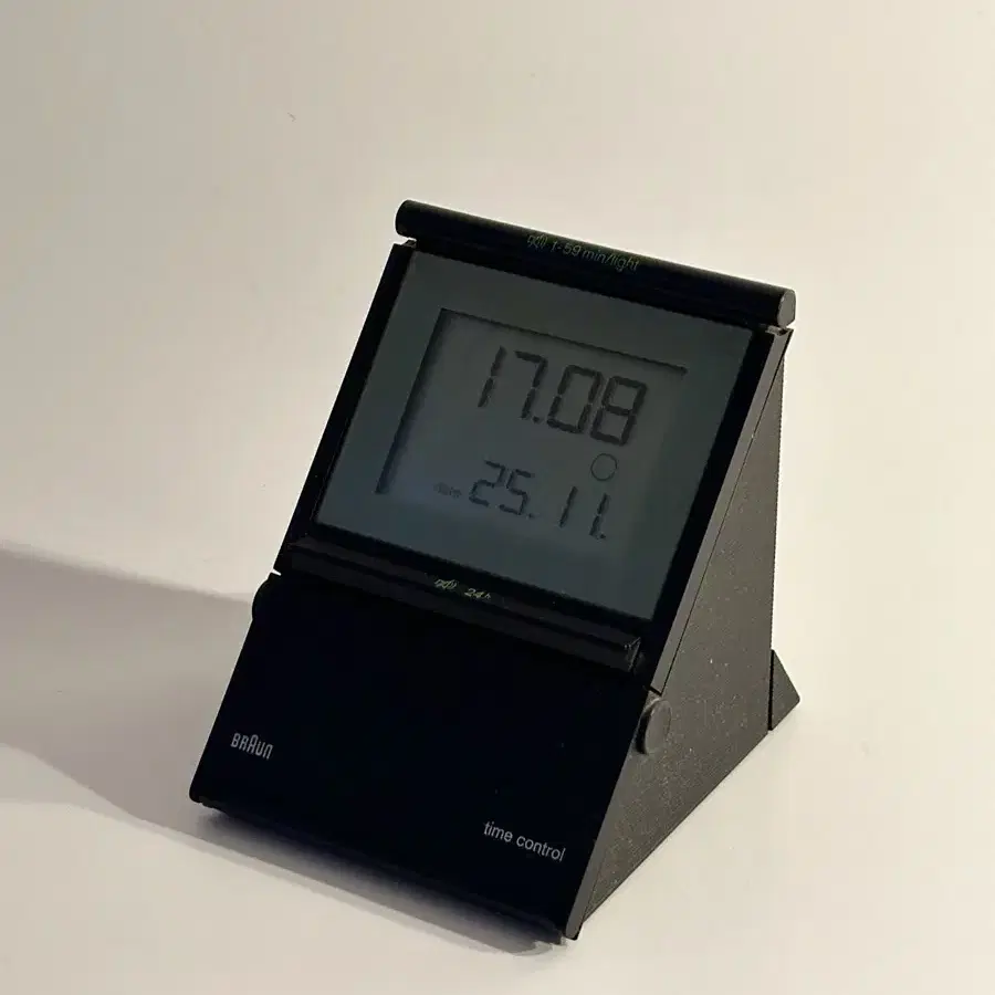 90s 독일 빈티지 브라운 디지털 시계 Braun DB 10 fsl