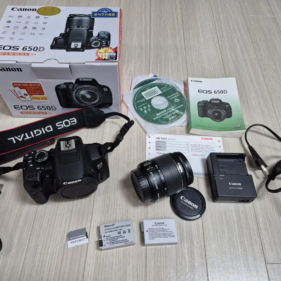 A급 캐논 카메라 EOS 650D 와 18-55 렌즈 박스세트