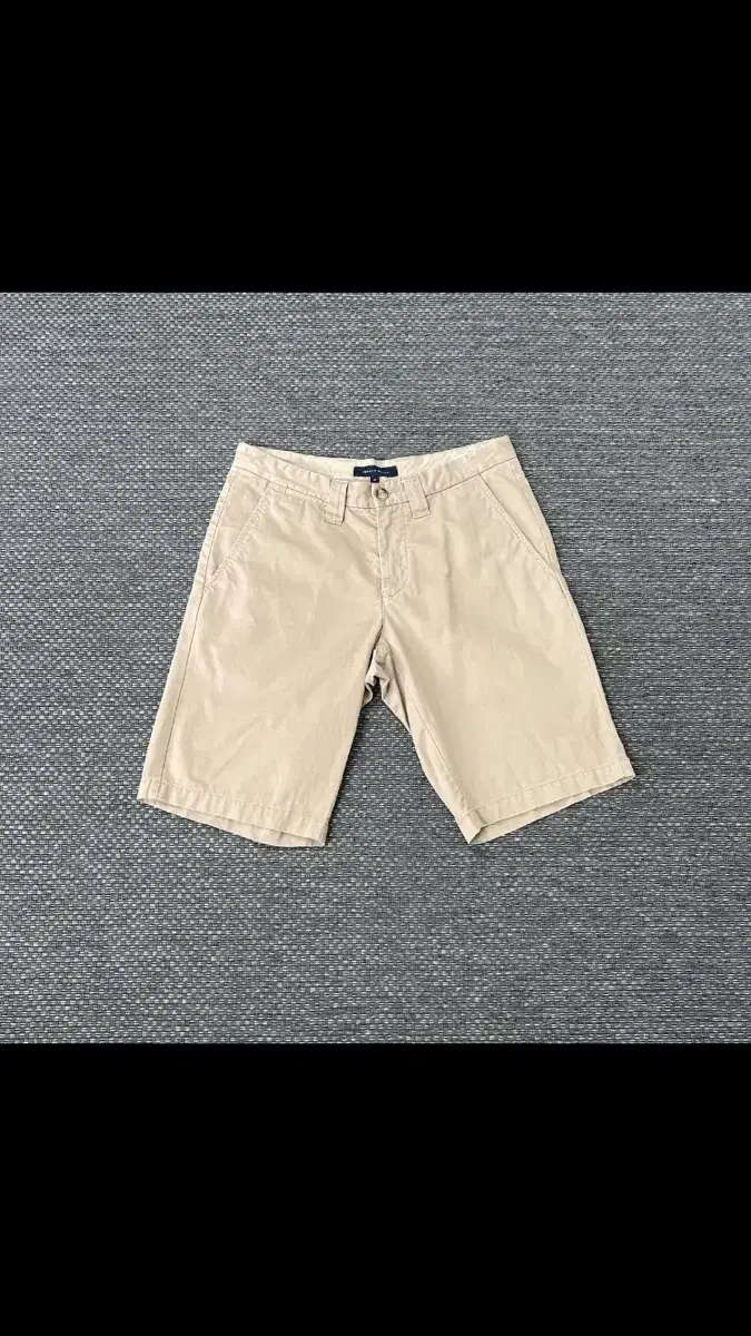 (32) Tommy Hilfiger Cotton Half Pants Vahn