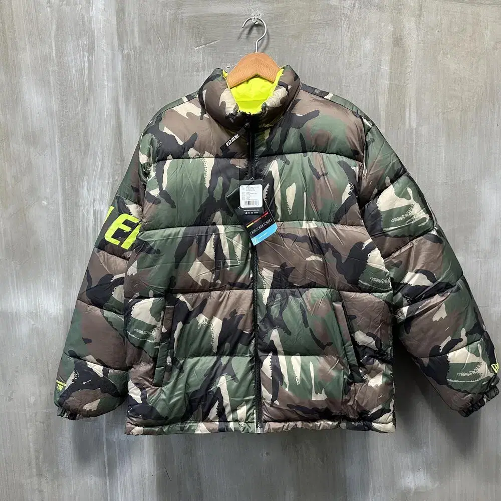 New Era Double-faced camo+fluorescent padded jumper/men(105)/JP165/new