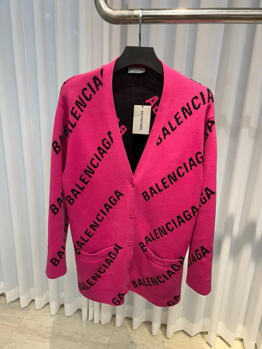 (S) Balenciaga Malti logo cardigan pink one-time wear