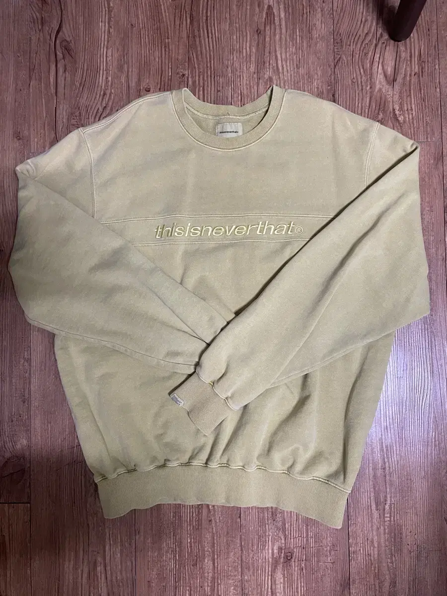 디스이즈네버댓 SP-Logo Crewneck Yellow