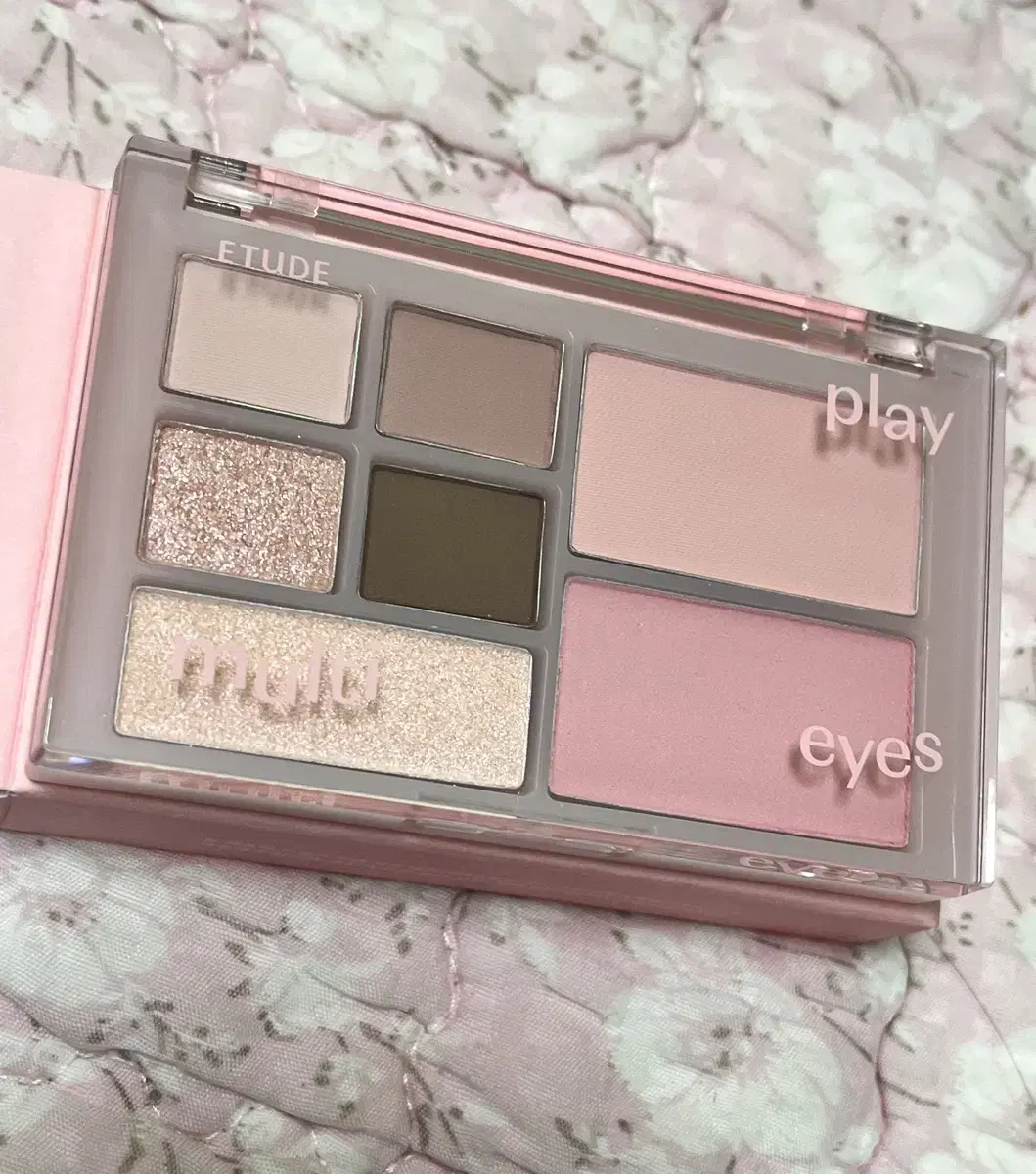 (New Product) Etude Palette It's totally Lucky Chouette